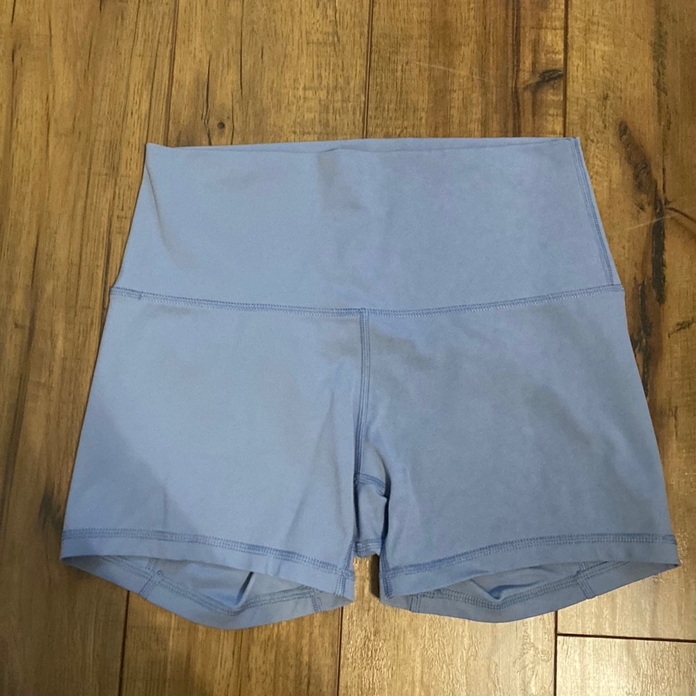 Lululemon shorts size 4